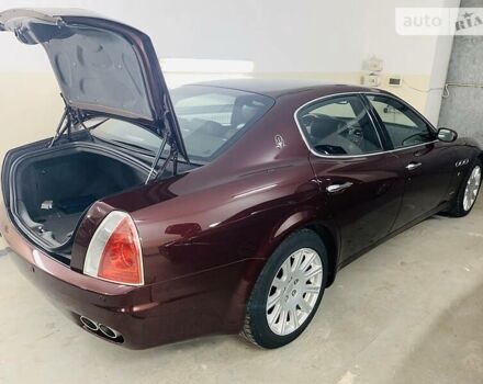 Червоний Мазераті Quattroporte, об'ємом двигуна 4.2 л та пробігом 48 тис. км за 18900 $, фото 2 на Automoto.ua