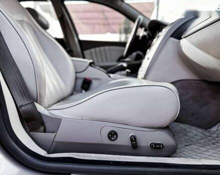 Мазерати Кватропорте 2005 в Киеве на Automoto.ua Мазерати Кватропорте, объемом двигателя 0 л и пробегом 115 тыс. км за 9999 $, фото 29 на Automoto.ua