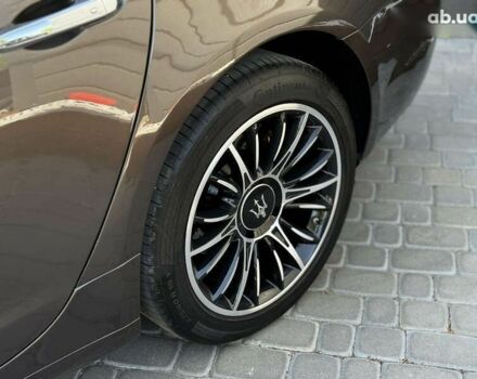 Мазераті Quattroporte 2013 у Вінниці на Automoto.ua Мазераті Quattroporte, об'ємом двигуна 3 л та пробігом 78 тис. км за 25000 $, фото 17 на Automoto.ua