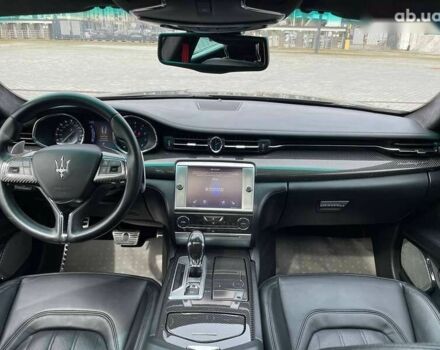 Мазераті Quattroporte, об'ємом двигуна 3.8 л та пробігом 62 тис. км за 28600 $, фото 19 на Automoto.ua