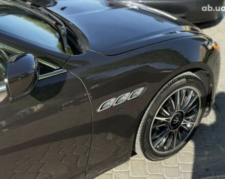 Мазераті Quattroporte 2013 у Вінниці на Automoto.ua Мазераті Quattroporte, об'ємом двигуна 3 л та пробігом 78 тис. км за 25000 $, фото 21 на Automoto.ua