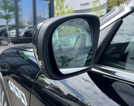 Мазераті Quattroporte, об'ємом двигуна 3 л та пробігом 92 тис. км за 27900 $, фото 17 на Automoto.ua