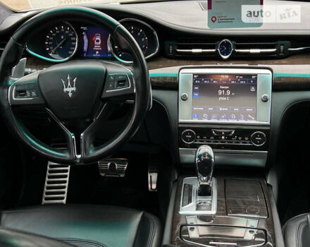 Сірий Мазераті Quattroporte, об'ємом двигуна 3 л та пробігом 164 тис. км за 26900 $, фото 21 на Automoto.ua