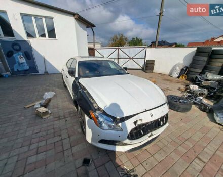 Синий Мазерати Кватропорте, объемом двигателя 2.98 л и пробегом 147 тыс. км за 14000 $, фото 7 на Automoto.ua