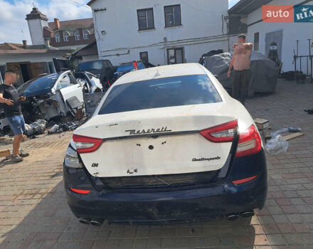 Синий Мазерати Кватропорте, объемом двигателя 2.98 л и пробегом 147 тыс. км за 14000 $, фото 3 на Automoto.ua