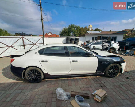 Синий Мазерати Кватропорте, объемом двигателя 2.98 л и пробегом 147 тыс. км за 14000 $, фото 8 на Automoto.ua