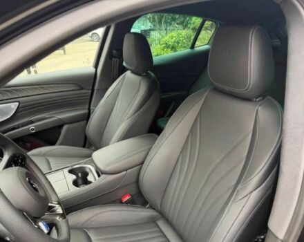 Черный Мазерати Другая, объемом двигателя 0 л и пробегом 2 тыс. км за 28900 $, фото 5 на Automoto.ua