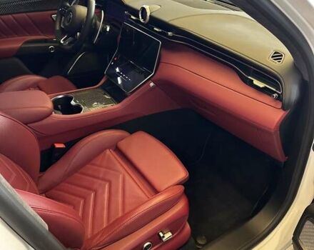 Белый Мазерати Grecale, объемом двигателя 3 л и пробегом 4 тыс. км за 82500 $, фото 43 на Automoto.ua