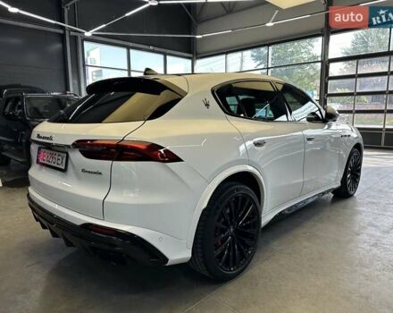 Белый Мазерати Grecale, объемом двигателя 3 л и пробегом 4 тыс. км за 82500 $, фото 1 на Automoto.ua