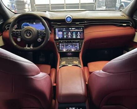 Белый Мазерати Grecale, объемом двигателя 3 л и пробегом 4 тыс. км за 82500 $, фото 17 на Automoto.ua