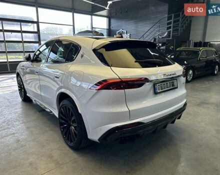 Белый Мазерати Grecale, объемом двигателя 3 л и пробегом 4 тыс. км за 82500 $, фото 4 на Automoto.ua