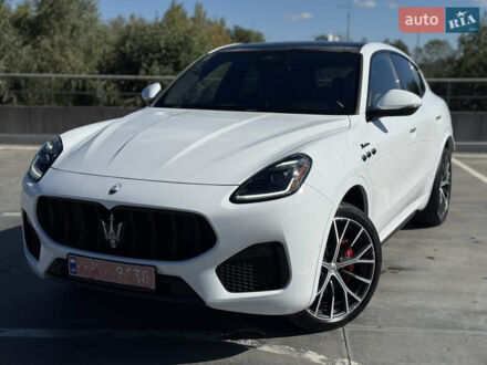 Мазераті Grecale 2023 у Києві на Automoto.ua Білий Мазераті Grecale, об'ємом двигуна 2 л та пробігом 13 тис. км за 63000 $, фото 1 на Automoto.ua