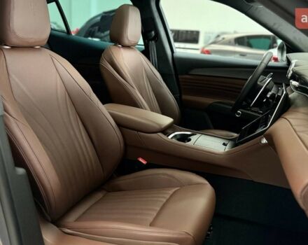 Мазераті Grecale, об'ємом двигуна 3 л та пробігом 0 тис. км за 147275 $, фото 5 на Automoto.ua