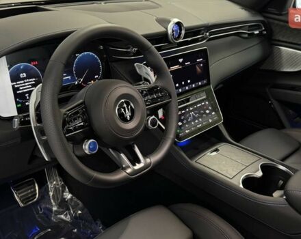 Мазерати Grecale, объемом двигателя 2 л и пробегом 0 тыс. км за 103837 $, фото 9 на Automoto.ua