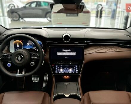 Мазерати Grecale, объемом двигателя 3 л и пробегом 0 тыс. км за 147300 $, фото 17 на Automoto.ua