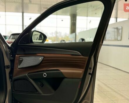 Мазерати Grecale, объемом двигателя 3 л и пробегом 0 тыс. км за 147300 $, фото 11 на Automoto.ua