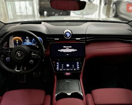 Мазерати Grecale, объемом двигателя 2 л и пробегом 0 тыс. км за 99242 $, фото 29 на Automoto.ua