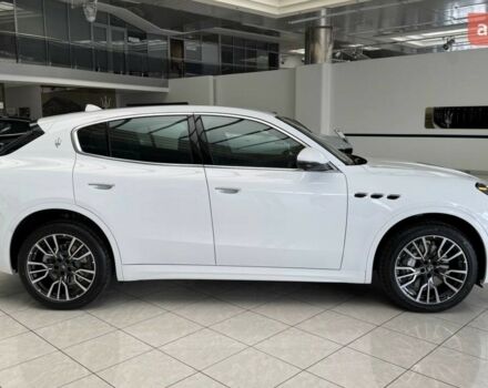 Мазерати Grecale, объемом двигателя 2 л и пробегом 0 тыс. км за 81829 $, фото 6 на Automoto.ua