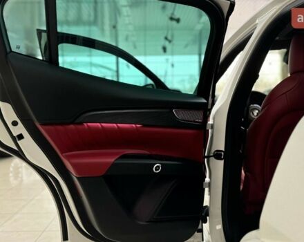 Мазерати Grecale, объемом двигателя 2 л и пробегом 0 тыс. км за 99242 $, фото 33 на Automoto.ua