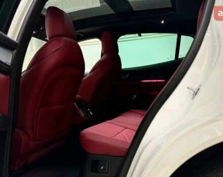 Мазерати Grecale, объемом двигателя 2 л и пробегом 0 тыс. км за 99242 $, фото 31 на Automoto.ua