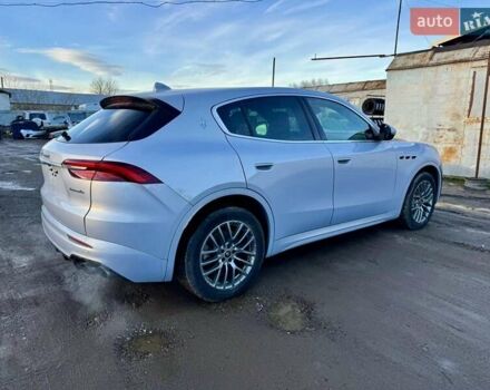 Серый Мазерати Grecale, объемом двигателя 2 л и пробегом 27 тыс. км за 45000 $, фото 3 на Automoto.ua