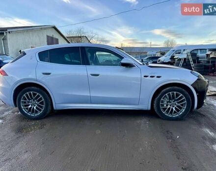 Серый Мазерати Grecale, объемом двигателя 2 л и пробегом 27 тыс. км за 45000 $, фото 2 на Automoto.ua