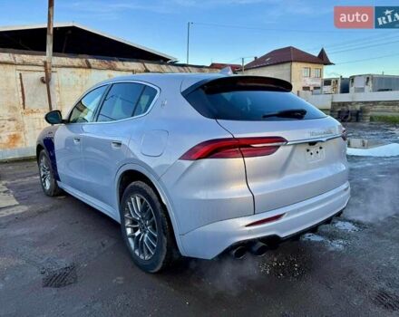 Серый Мазерати Grecale, объемом двигателя 2 л и пробегом 27 тыс. км за 45000 $, фото 5 на Automoto.ua