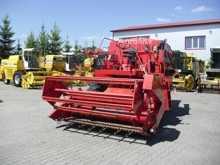 Красный Массей Фергюсон 330, объемом двигателя 0 л и пробегом 0 тыс. км за 20370 $, фото 1 на Automoto.ua