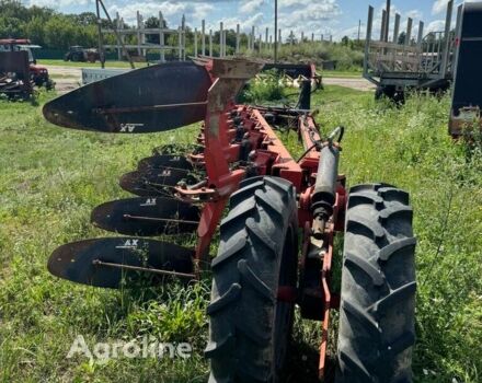 Червоний Массей Фергюсон 725, об'ємом двигуна 0 л та пробігом 0 тис. км за 8771 $, фото 2 на Automoto.ua