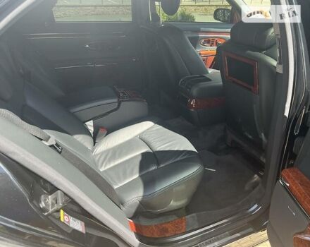 Черный Майбах 57, объемом двигателя 5.5 л и пробегом 56 тыс. км за 87000 $, фото 13 на Automoto.ua