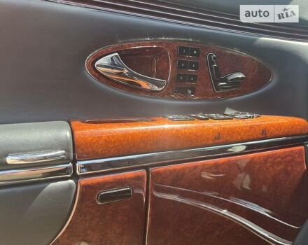 Черный Майбах 57, объемом двигателя 5.5 л и пробегом 56 тыс. км за 87000 $, фото 11 на Automoto.ua