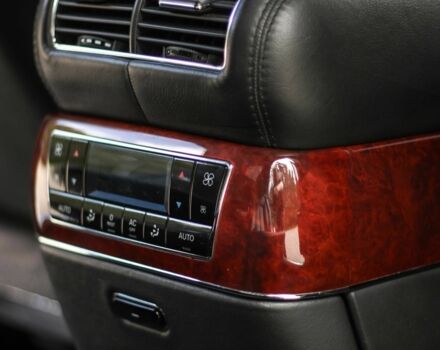 Черный Майбах 57, объемом двигателя 5.5 л и пробегом 68 тыс. км за 61052 $, фото 19 на Automoto.ua