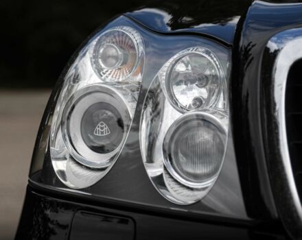 Черный Майбах 57, объемом двигателя 5.5 л и пробегом 68 тыс. км за 61052 $, фото 6 на Automoto.ua