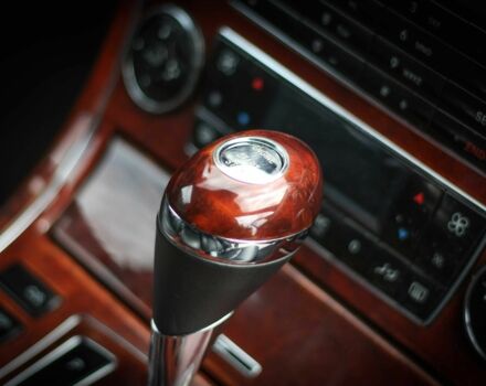 Черный Майбах 57, объемом двигателя 5.5 л и пробегом 68 тыс. км за 61052 $, фото 13 на Automoto.ua