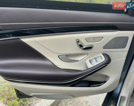 Майбах С600, объемом двигателя 0 л и пробегом 189 тыс. км за 75000 $, фото 16 на Automoto.ua