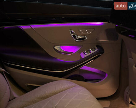 Майбах С600, объемом двигателя 0 л и пробегом 189 тыс. км за 75000 $, фото 7 на Automoto.ua