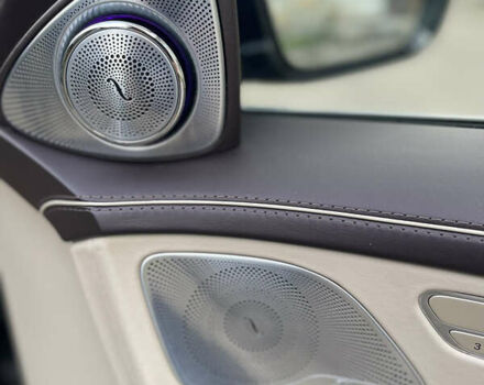 Майбах С600, объемом двигателя 0 л и пробегом 189 тыс. км за 75000 $, фото 20 на Automoto.ua