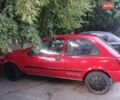Красный Мазда 121, объемом двигателя 1.3 л и пробегом 300 тыс. км за 1500 $, фото 2 на Automoto.ua