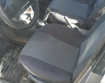 Серый Мазда 121, объемом двигателя 0 л и пробегом 250 тыс. км за 1700 $, фото 1 на Automoto.ua