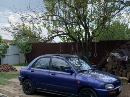 Синій Мазда 121, об'ємом двигуна 0 л та пробігом 10 тис. км за 550 $, фото 1 на Automoto.ua