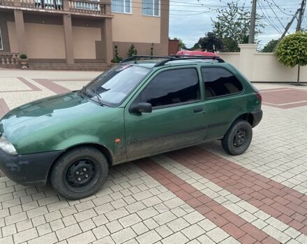 Зеленый Мазда 121, объемом двигателя 1.8 л и пробегом 315 тыс. км за 2000 $, фото 3 на Automoto.ua