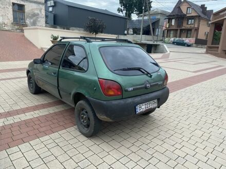 Мазда 121 1998 в Снятине на Automoto.ua Зеленый Мазда 121, объемом двигателя 1.8 л и пробегом 315 тыс. км за 2000 $, фото 1 на Automoto.ua