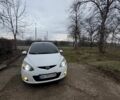 Белый Мазда 2, объемом двигателя 1.3 л и пробегом 1 тыс. км за 4104 $, фото 2 на Automoto.ua