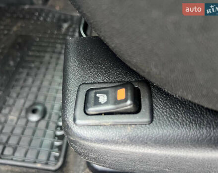 Білий Мазда 2, об'ємом двигуна 1.5 л та пробігом 170 тис. км за 5800 $, фото 13 на Automoto.ua