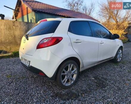 Білий Мазда 2, об'ємом двигуна 1.5 л та пробігом 165 тис. км за 5550 $, фото 3 на Automoto.ua