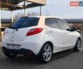 Белый Мазда 2, объемом двигателя 1.5 л и пробегом 165 тыс. км за 5200 $, фото 3 на Automoto.ua