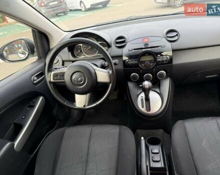 Білий Мазда 2, об'ємом двигуна 1.5 л та пробігом 135 тис. км за 7654 $, фото 8 на Automoto.ua