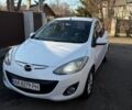 Белый Мазда 2, объемом двигателя 1.5 л и пробегом 164 тыс. км за 6400 $, фото 1 на Automoto.ua