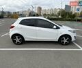Білий Мазда 2, об'ємом двигуна 1.5 л та пробігом 135 тис. км за 7654 $, фото 1 на Automoto.ua