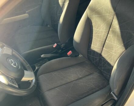 Білий Мазда 2, об'ємом двигуна 1.5 л та пробігом 139 тис. км за 5900 $, фото 12 на Automoto.ua